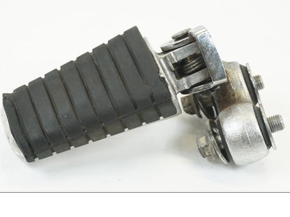 Vänster sida på Fotpinne från en Yamaha XV 750 -1998 motorcykel.