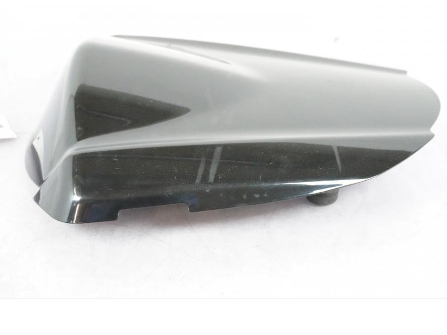 Höger sida på Kuts från en Suzuki GSX-R 1000 -2008 motorcykel.