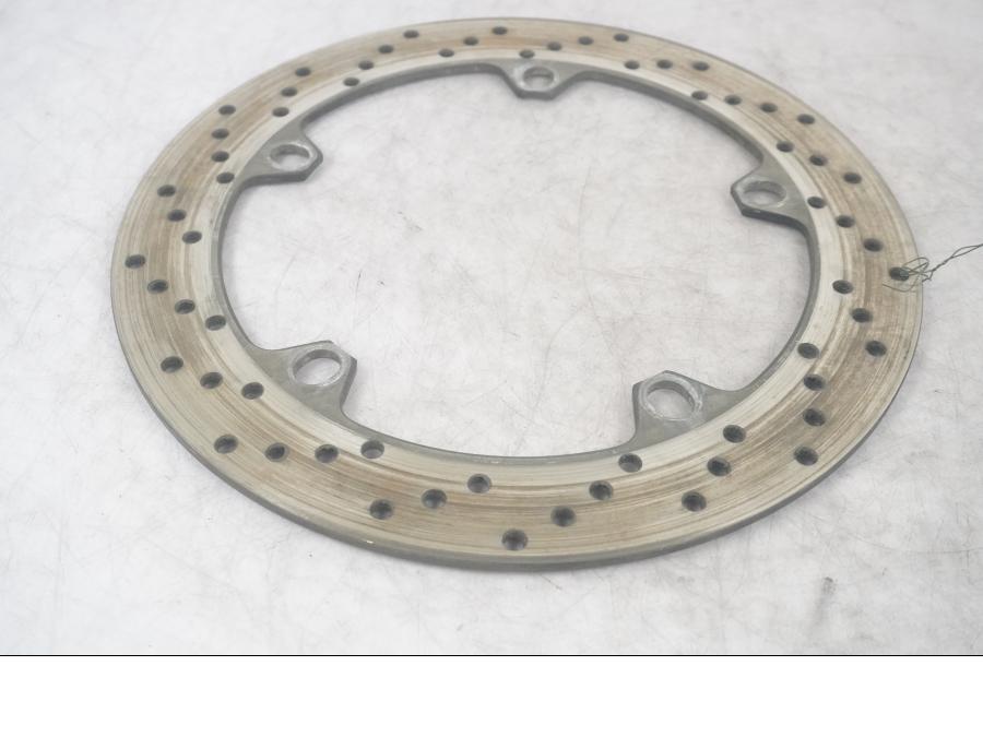 Framsidan på Bromsskiva från en BMW R 1100 S -1999 motorcykel.