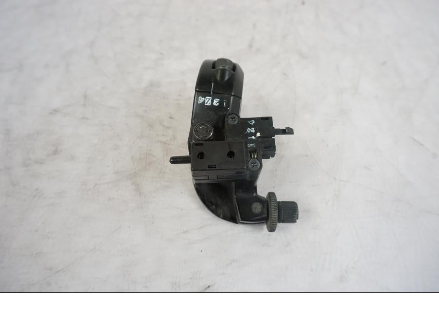 Höger sida på Kopplingsklo från en Kawasaki Versys 650 -2014 motorcykel.