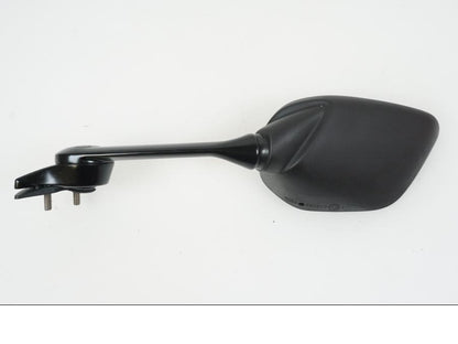 Baksidan på Backspegel från en Yamaha YZF-R7 -2022 motorcykel.