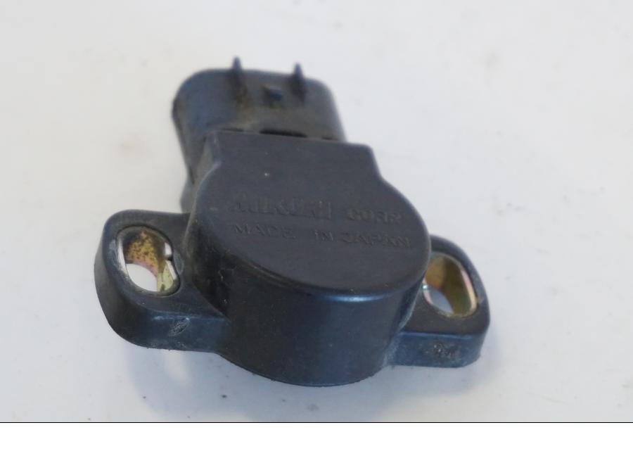 Baksidan på TPS från en Yamaha YZF 1000 R -1997 motorcykel.