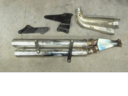 Snett uppifrån på Ljuddämpare Sport från en Triumph Rocket III -2007 motorcykel.