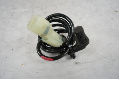 Framsidan på ABS givare från en Triumph Bonneville T120 -2021 motorcykel.