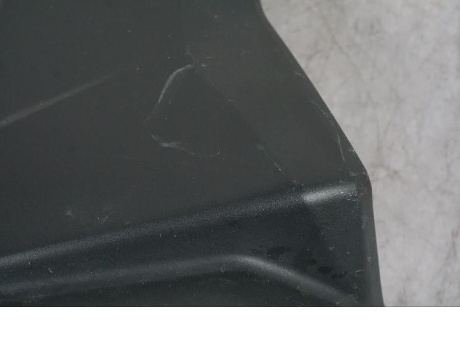 Extrabild2 på Bensintankskåpa från en Triumph Tiger Explorer -2012 motorcykel.