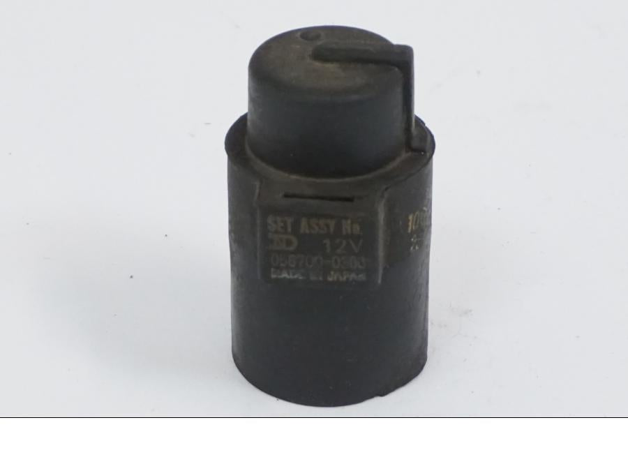 Framsidan på Relä från en Kawasaki VN 1500 -2002 motorcykel.