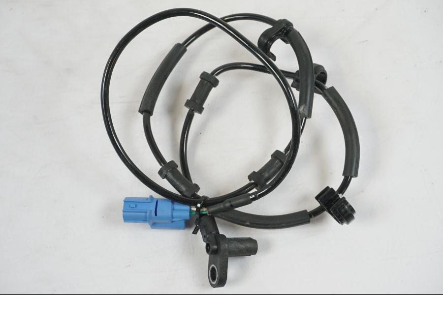 Framsidan på ABS givare från en Kawasaki Z 900 -2021 motorcykel.