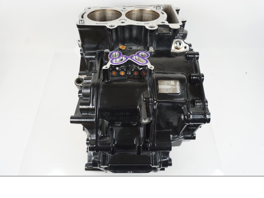 Extrabild4 på Motorblock från en BMW F 850 GS -2019 motorcykel.