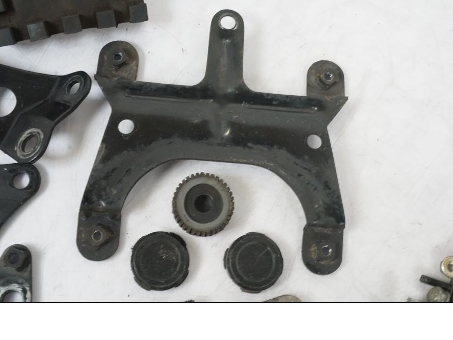 Extrabild1 på Skruv / Mutter etc från en Suzuki GSX 550 EF -1985 motorcykel.