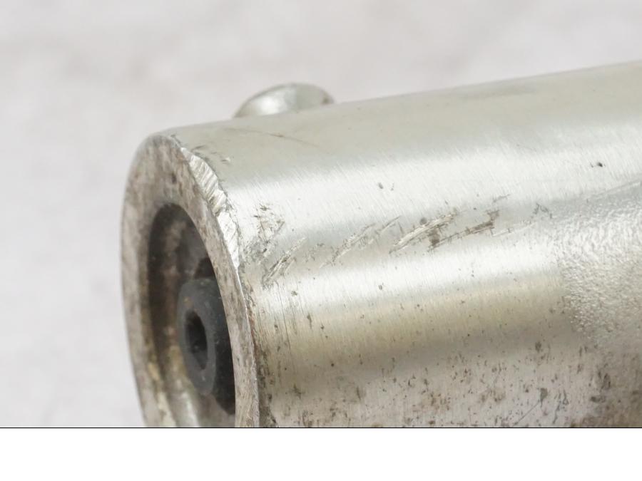 Extrabild5 på Gaffelben från en Honda XL 125 R -1998 motorcykel.