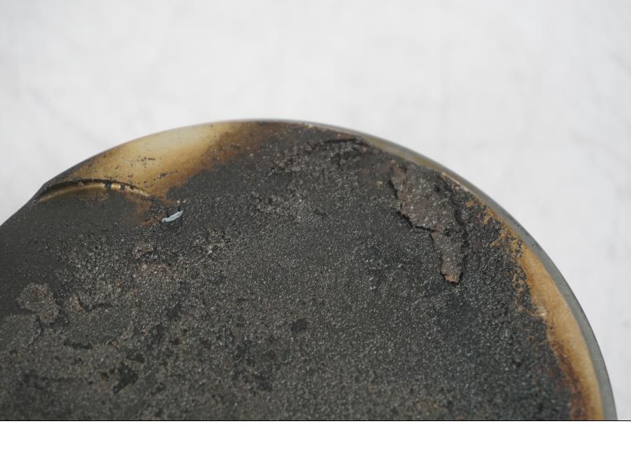 Höger sida på Kolv från en BMW R NineT -2017 motorcykel.