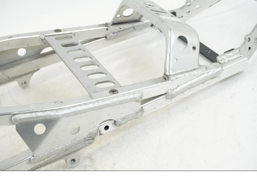 Baksidan på Bakram från en Yamaha YZF R6 -1999 motorcykel.