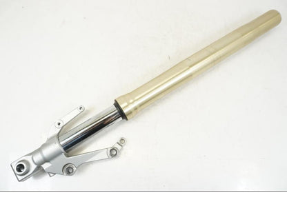 Framsidan på Gaffelben från en Yamaha YZF 1000 R1 -2001 motorcykel.