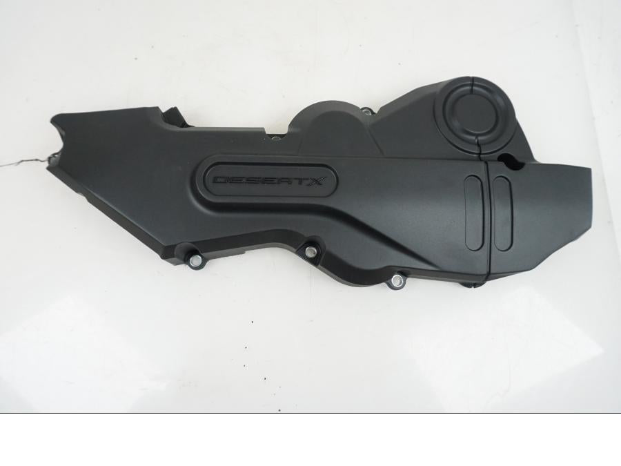 Framsidan på Motorkåpa från en Ducati Desert X -2022 motorcykel.