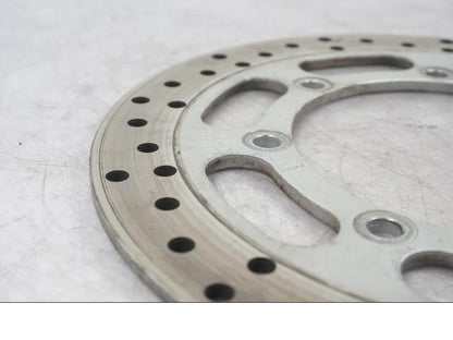 Baksidan på Bromsskiva från en Kawasaki VN 1500 Classic Tourer -2001 motorcykel.