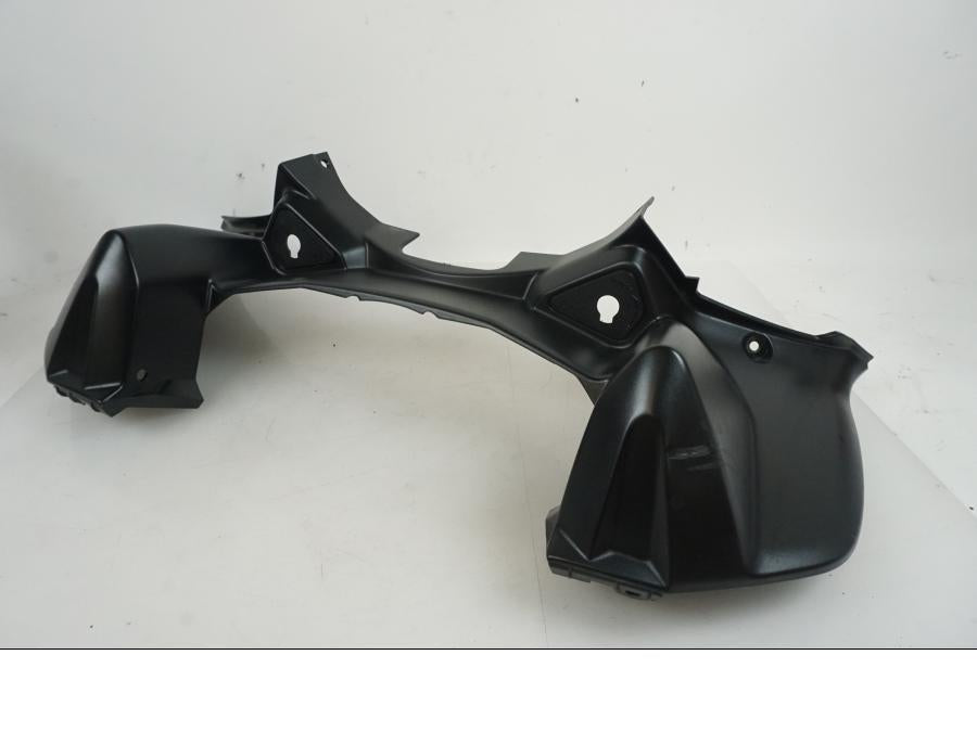 Framsidan på Instrumentkåpa från en Yamaha FJR 1300 -2018 motorcykel.