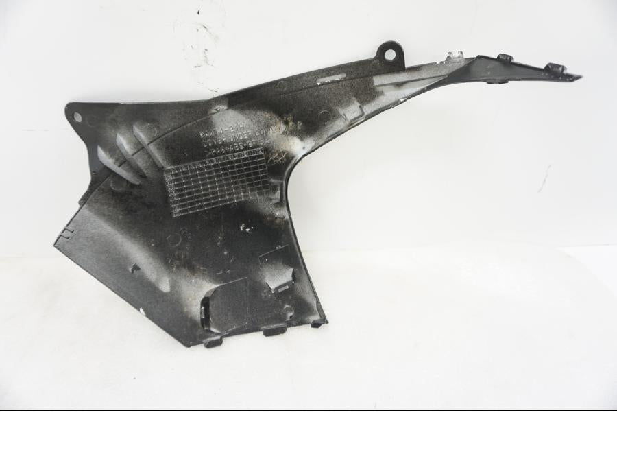 Baksidan på Sidkåpa från en Suzuki GSX-R 1000 -2007 motorcykel.