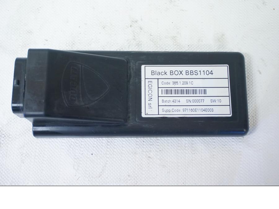 Framsidan på Control Unit från en Ducati 899 Panigale -2015 motorcykel.