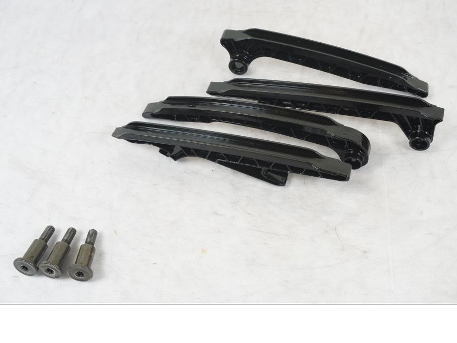 Framsidan på Kamkedja från en BMW R 1200 GSA -2014 motorcykel.