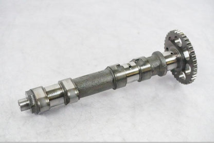 Framsidan på Kamaxel från en BMW F 800 GS -2009 motorcykel.