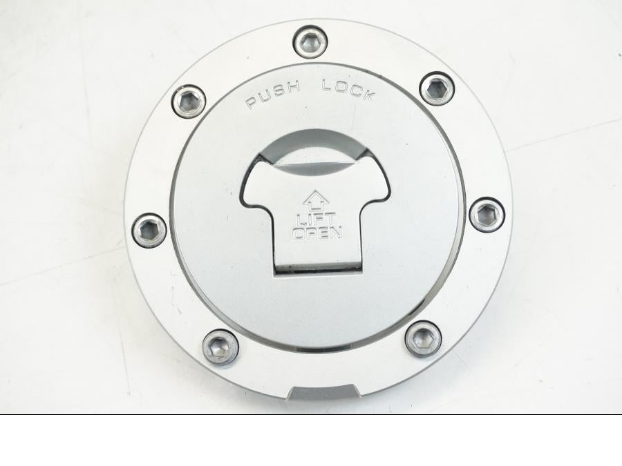 Snett nerifrån på Låssats från en Honda CB 600 F -2008 motorcykel.