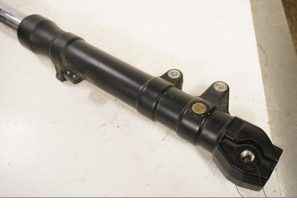 Baksidan på Gaffelben från en Yamaha XT 660 X -2008 motorcykel.