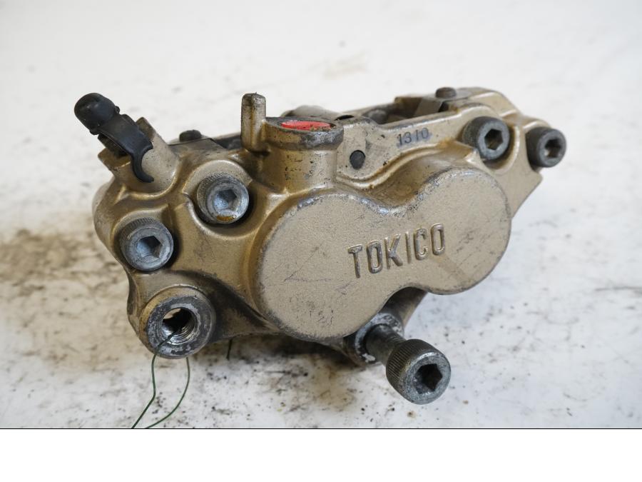 Framsidan på Bromsok från en Kawasaki ZXR 750 -1989 motorcykel.