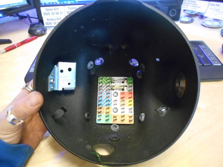 Vänster sida på Strålkastarhus från en BMW R 100 RT -1982 motorcykel.