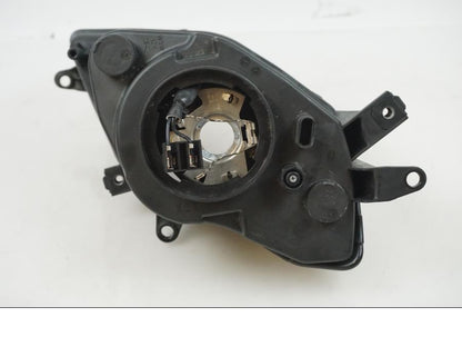 Höger sida på Strålkastare från en BMW S 1000 XR -2016 motorcykel.