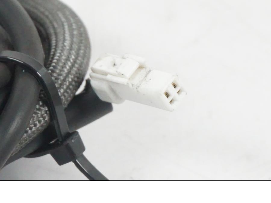 Snett nerifrån på ABS givare från en MV Agusta Dragster -2014 motorcykel.