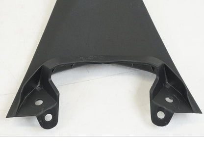 Vänster sida på Plast från en Yamaha YZF R7 -2022 motorcykel.