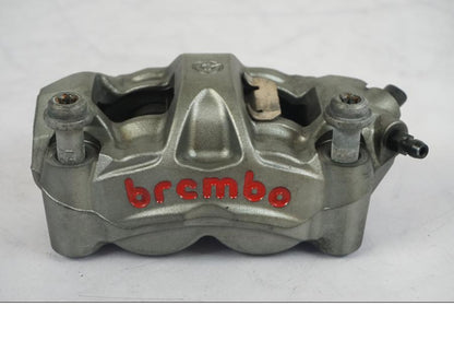 Framsidan på Bromsok från en KTM 1290 Super Duke R -2018 motorcykel.