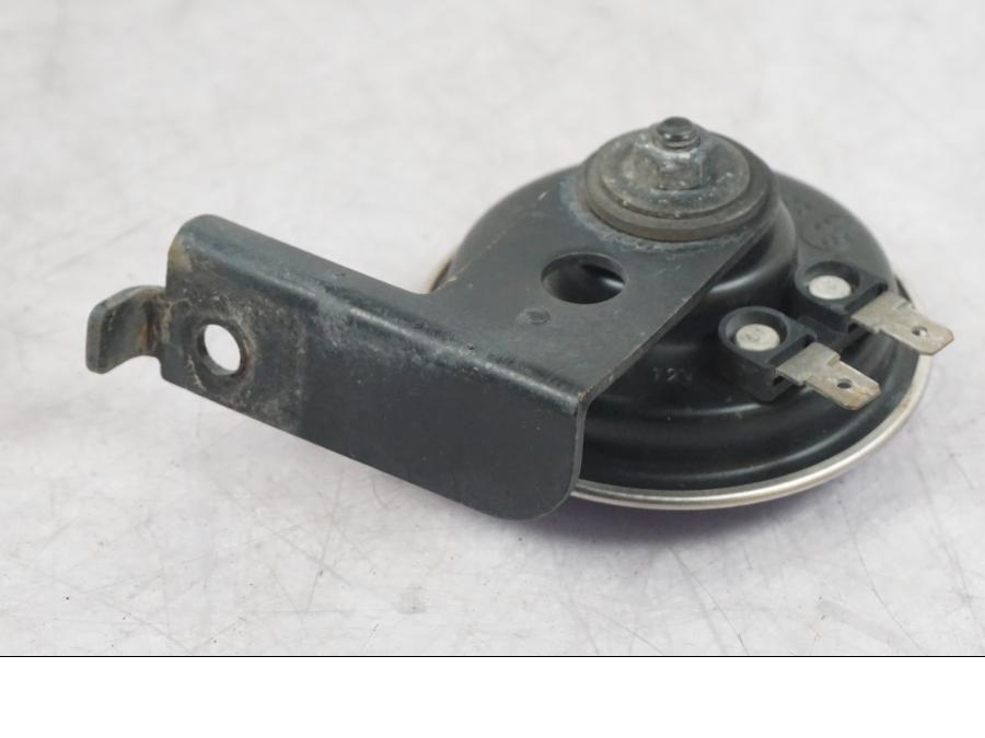 Höger sida på Signalhorn / Tuta från en Suzuki GSF 1250 -2010 motorcykel.