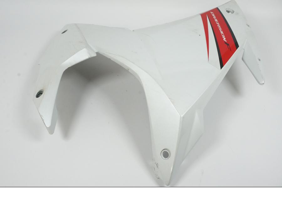 Vänster sida på Sidkåpa från en Yamaha XJ 6 -2011 motorcykel.