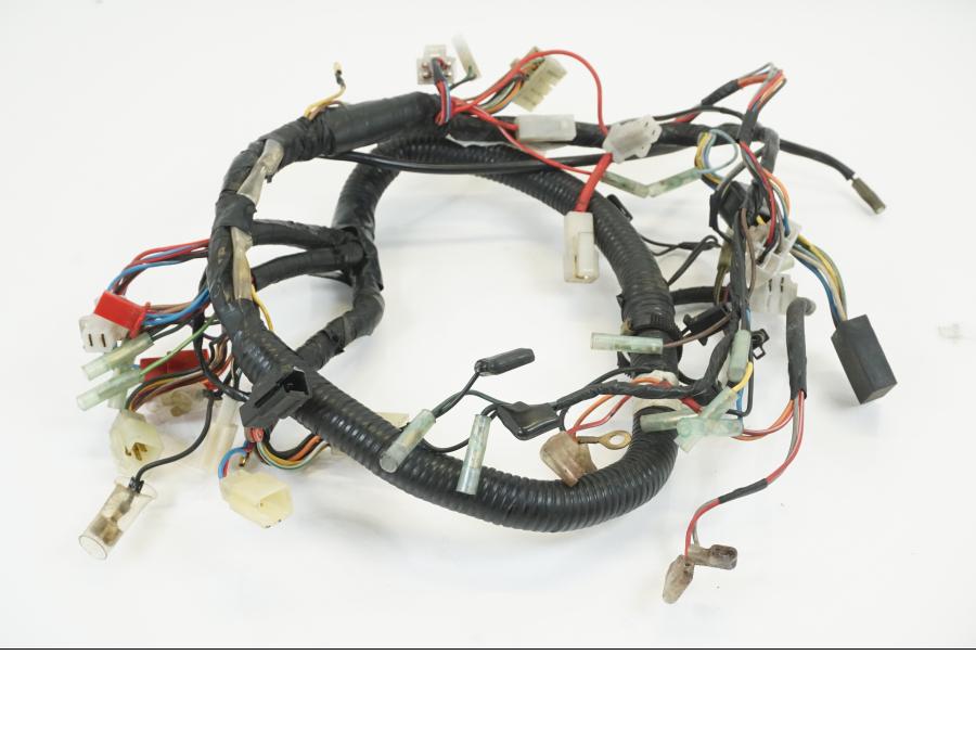 Framsidan på Kabelstam från en Yamaha XV 750 -1998 motorcykel.