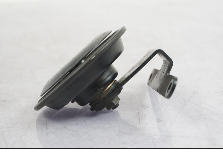 Höger sida på Signalhorn / Tuta från en Suzuki GSX 1300 RX -1999 motorcykel.