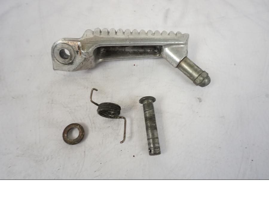 Framsidan på Fotpinne från en Honda VFR 750 -1994 motorcykel.