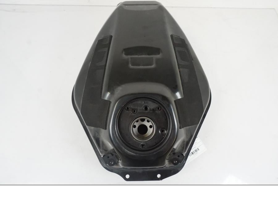 Vänster sida på Bensintank från en Yamaha MT-07 -2019 motorcykel.