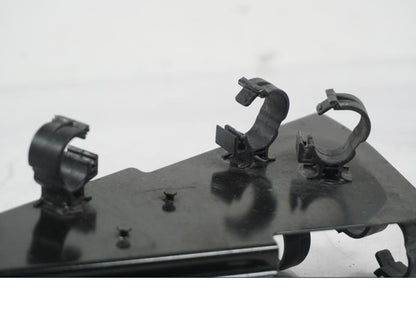 Baksidan på Plast från en H-D Softail Standard FXST -2001 motorcykel.