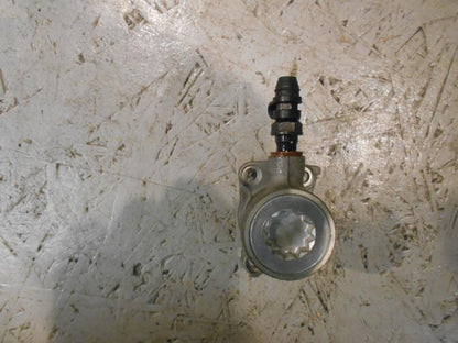 Framsidan på Kopplingslavcylinder från en Ducati 848 -2013 motorcykel.