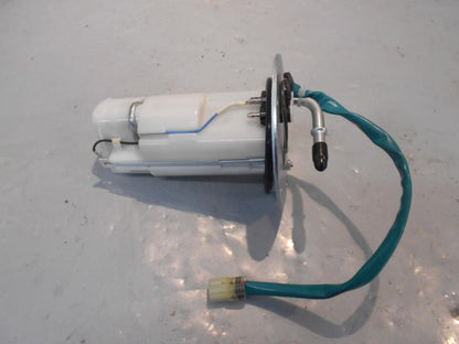 Framsidan på Bensinpump insprut från en Kawasaki Z 900 -2018 motorcykel.