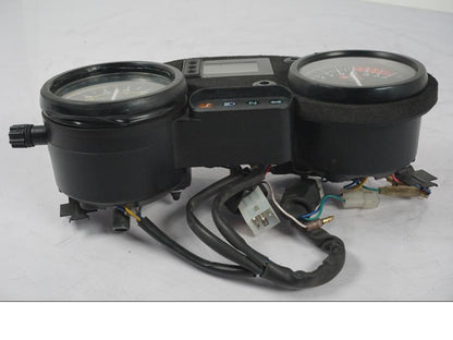 Extrabild3 på Instrumentpanel från en Aprilia RS 125 -2000 motorcykel.