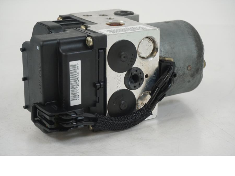 Extrabild2 på ABS Modulator från en BMW F 650 CS -2002 motorcykel.