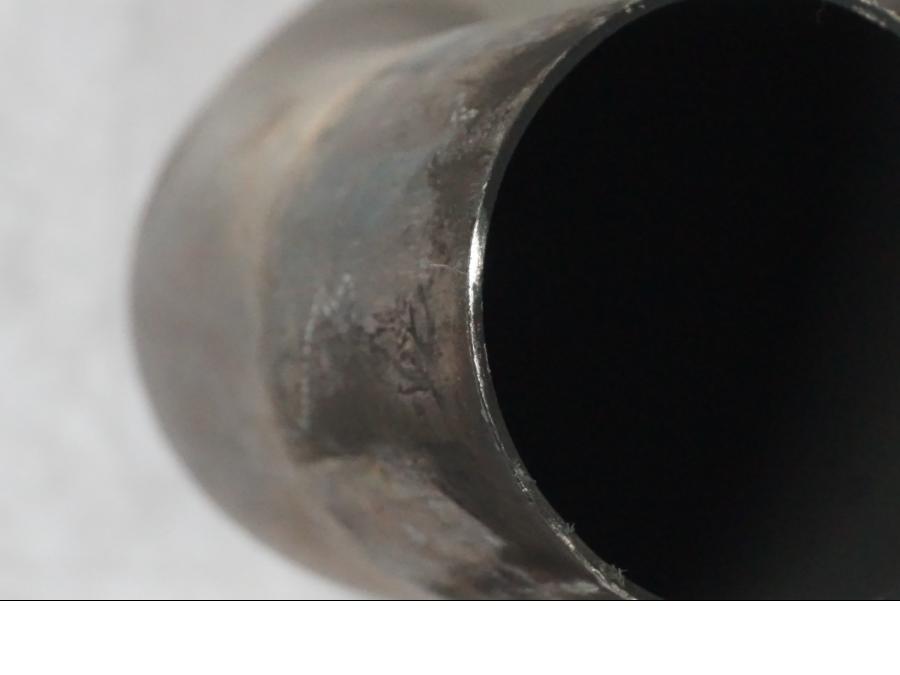 Extrabild3 på Grenrör från en Buell 1125 R -2008 motorcykel.