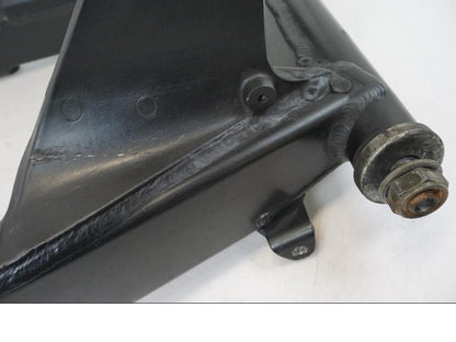 Höger sida på Sving från en Yamaha XV 1700 -2004 motorcykel.