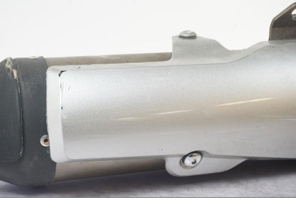 Höger sida på Ljuddämpare från en Yamaha XT 660 R -2007 motorcykel.