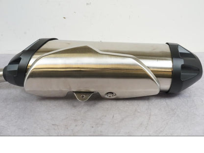 Extrabild1 på Ljuddämpare från en Triumph Tiger 800 XC -2012 motorcykel.