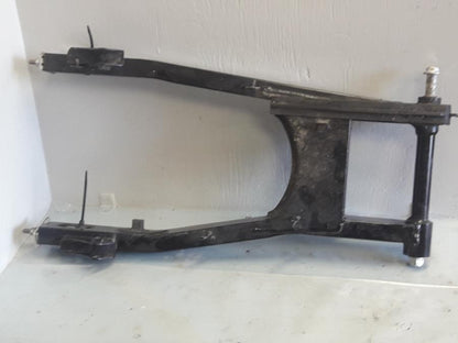 Baksidan på Sving från en Honda CB 750 SF -1999 motorcykel.