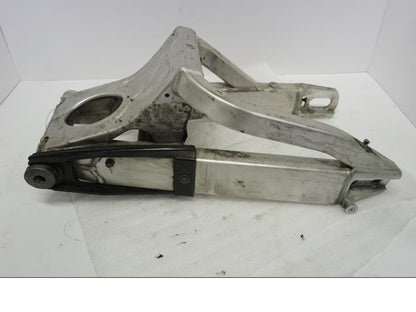 Baksidan på Sving från en Yamaha YZF R6 -1999 motorcykel.