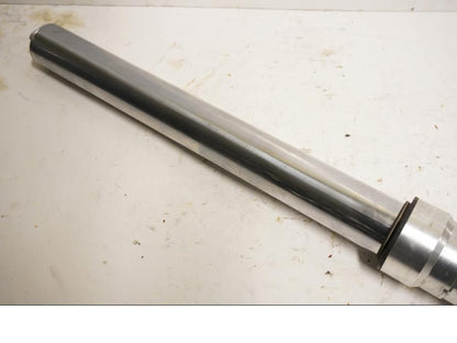 Höger sida på Gaffelben från en Honda CBR 900 RR -1999 motorcykel.